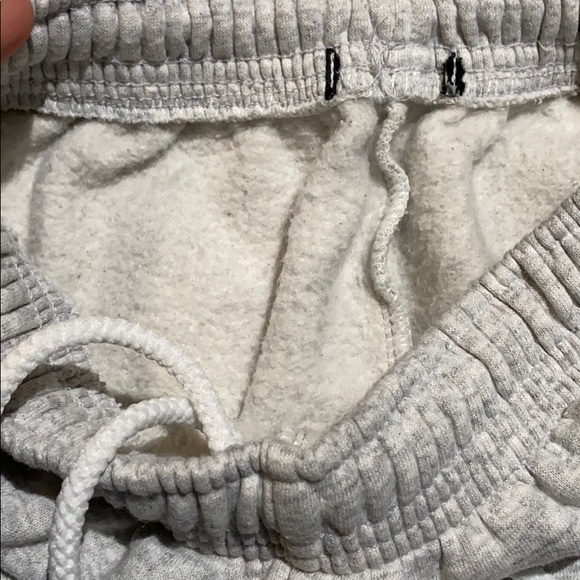 Grey sweatpants - Picture 2 of 2